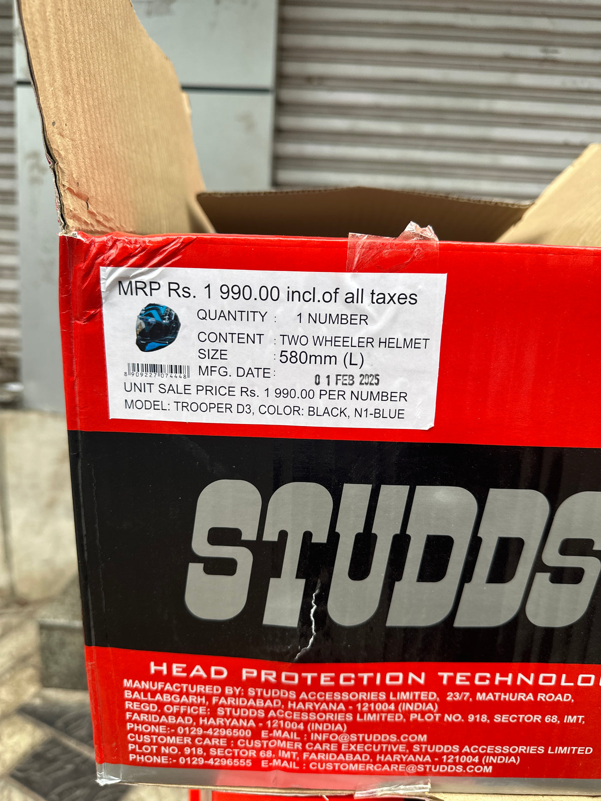 STUDDS TROOPER D3 BLACK N1 BLUE – Premium modular motorcycle helmet featuring a stylish black and blue design. Offers superior protection, comfort, and a secure fit for every ride. Available at the **best helmet shop in India**.