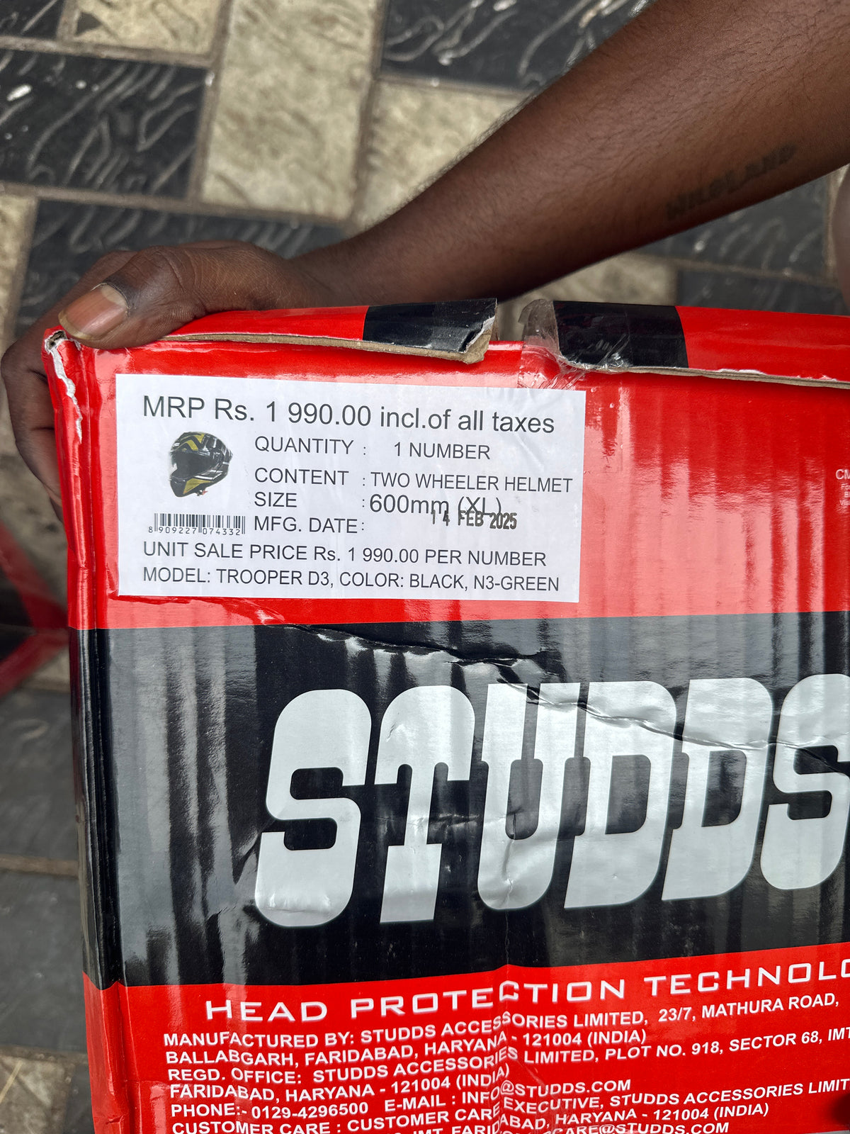 STUDDS TROOPER D3 BLACK N3 GREEN – Premium modular motorcycle helmet featuring a sleek black and green design. Offers superior protection, comfort, and a secure fit for every ride. Available at the **best helmet shop in India**.