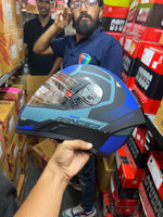 The VEGA Ranger DX Crew Dull Black with Matte Blue offers a sleek, stylish design combined with a comfortable fit. This helmet features durable construction, providing reliable protection with a modern look. Ideal for daily rides and long-distance journeys.