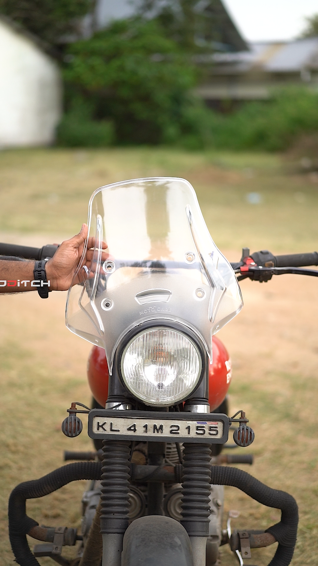 UNIVERSAL TOURING VISOR