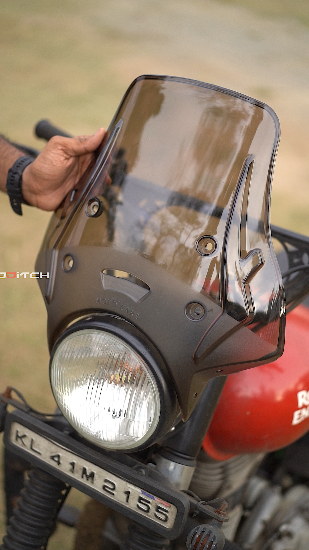 UNIVERSAL TOURING VISOR