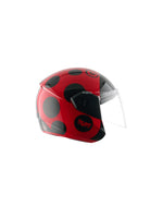 The Vega Buds O/F Beetle Red Black helmet combines vibrant style with optimal comfort. Its open-face design ensures breathability, while the sturdy shell offers reliable protection. Perfect for urban riders seeking a lightweight and trendy helmet.