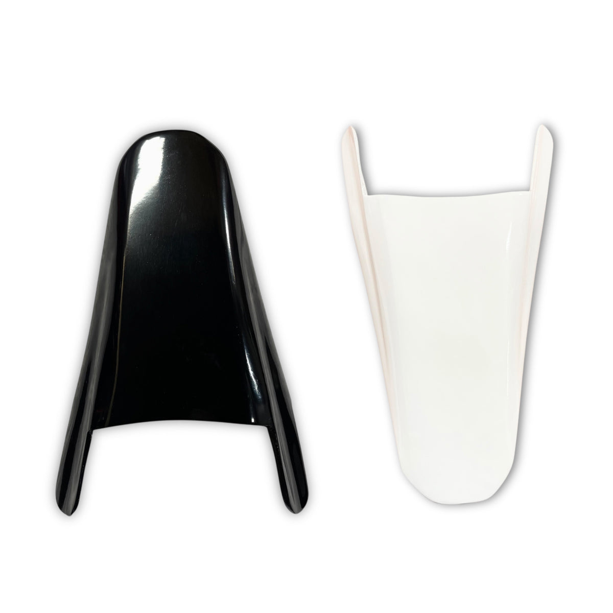 Durable rear fender for Hero Xpulse 200 – crafted from impact-resistant ABS for superior mud, debris protection, seamless styling, and custom hardtail fitment.