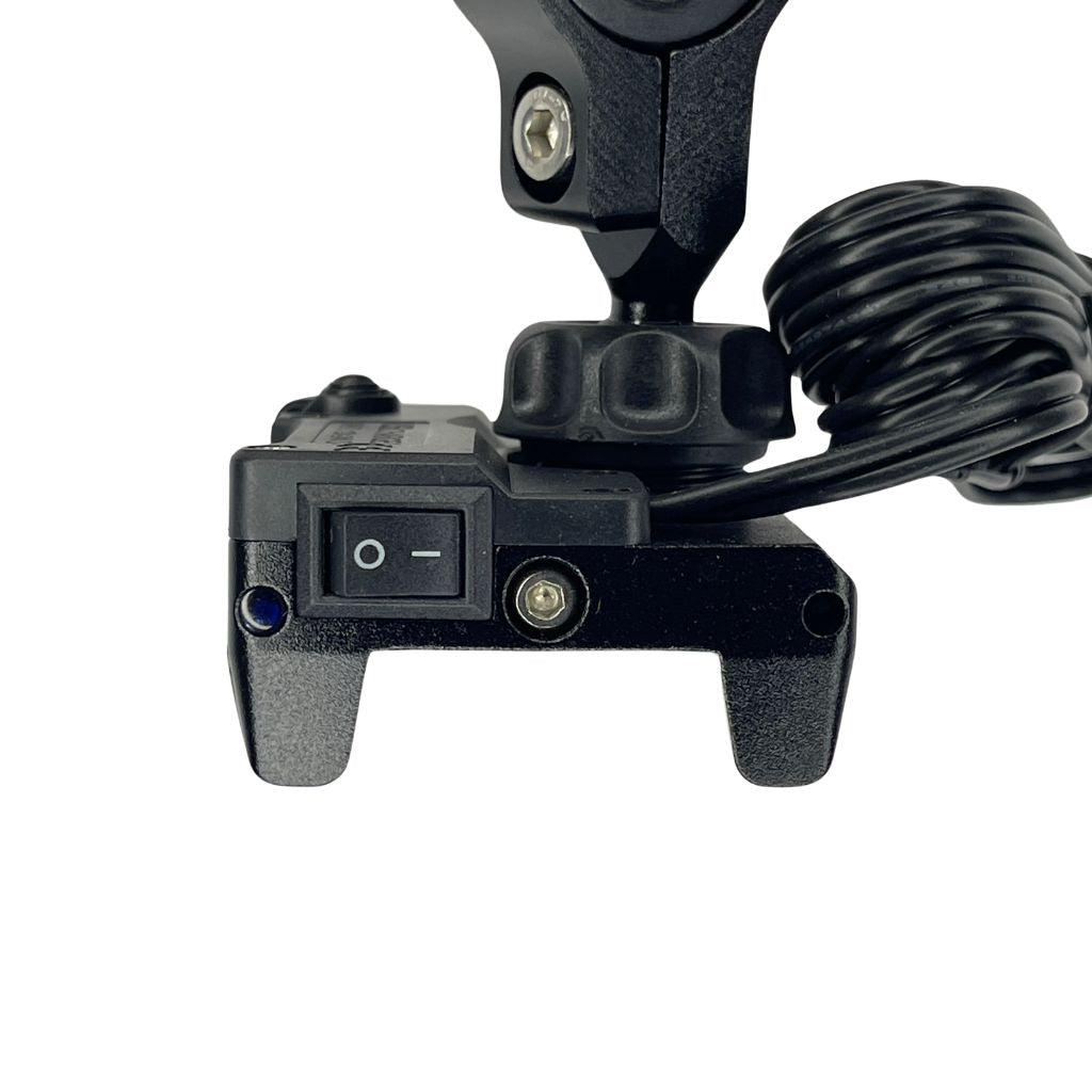 M6 MOBILE HOLDER WITH CHARGER - Team Redditch