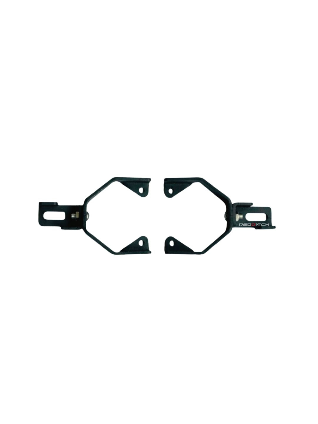 Himalayan 411 Fog Light Clamp – Designed to securely mount fog lights on your Himalayan 411, this clamp provides stability and reliability for better visibility during night rides or adverse weather conditions.