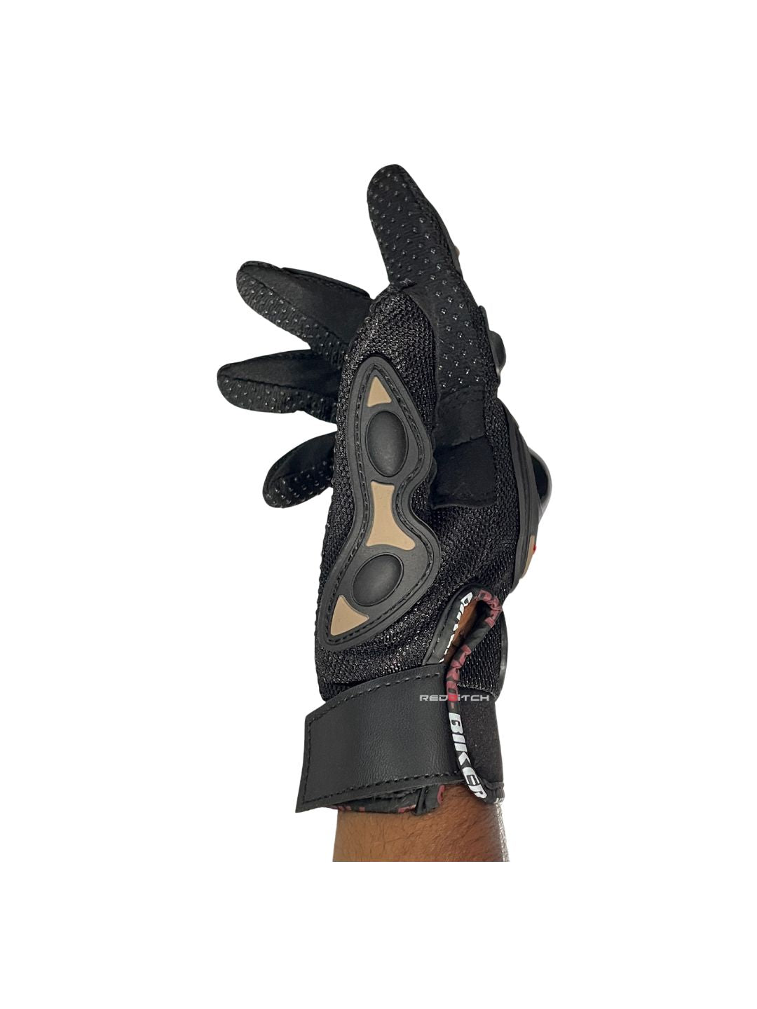 Probiker Hand Gloves provide excellent protection and comfort for riders. These gloves are designed with high-quality materials, offering durability, grip, and ventilation for an enhanced riding experience. Perfect for daily commutes and long-distance rides.