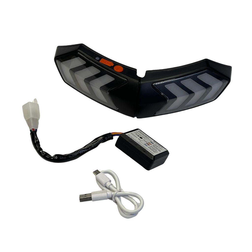 bike helmet indicators Smart CYCROWN 20 vents to keep you dry and comfortable and Giros Acu Dial fitting system for a great fit and feel Could this indicating helmet save
